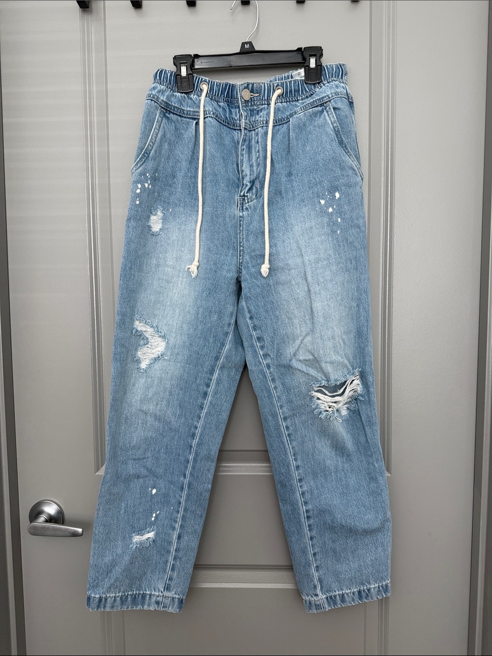 Relaxed Light Blue Distressed Women's Jeans with Drawstring Waist